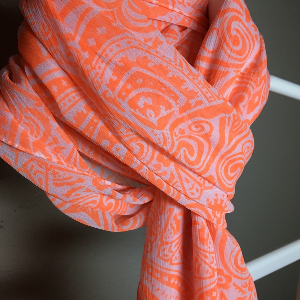 🧩Sheer bright orange/pink scarf